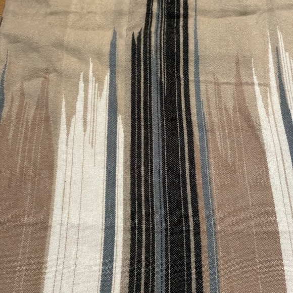 Scarf - Picture 2 of 4